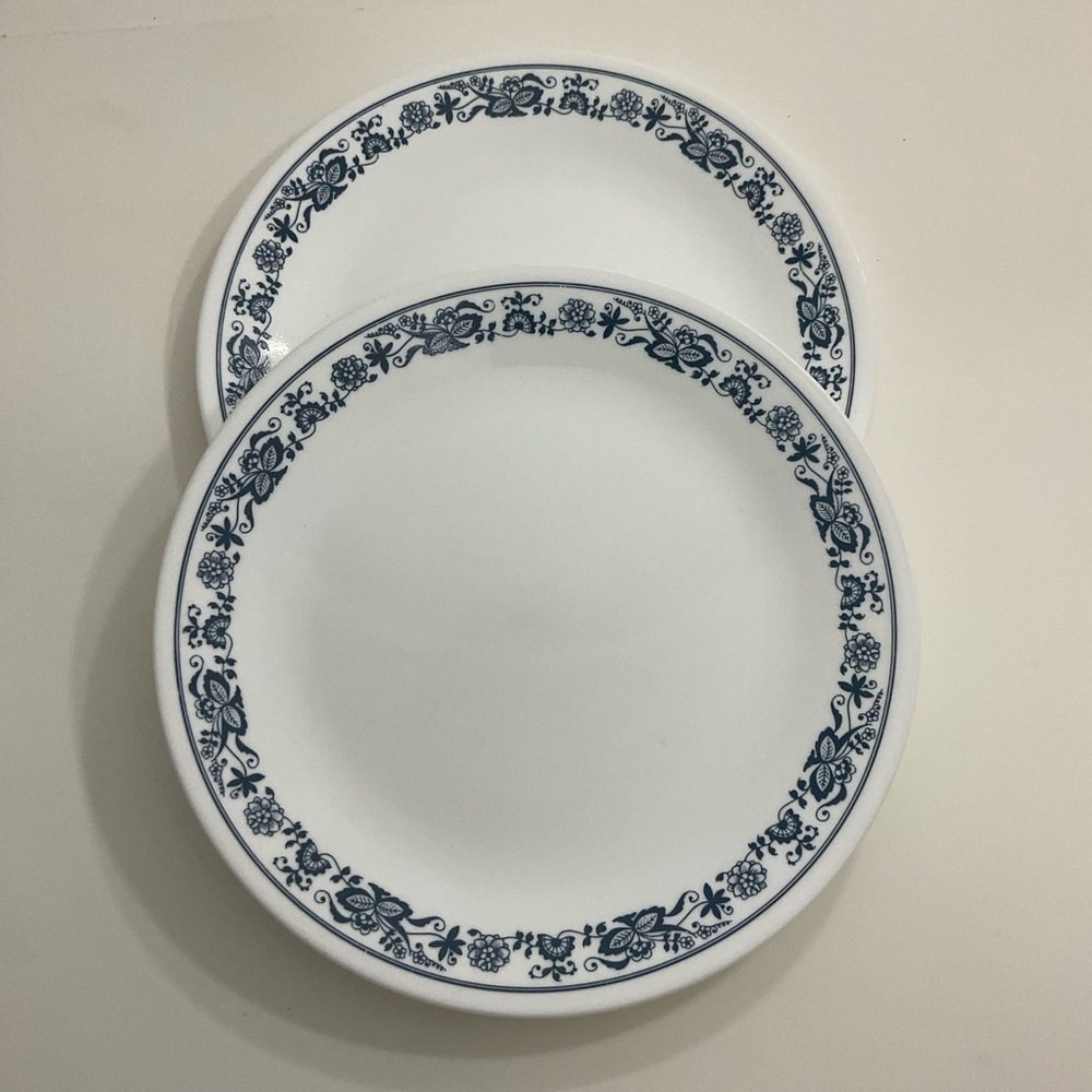 Corelle Old Town Dinner Plates Set of 2